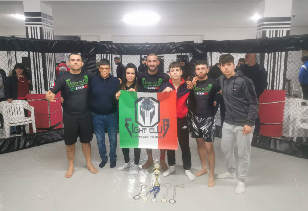 Atleti del Fight Club Lamezia al terzo Trofeo Magna Grecia di Crotone