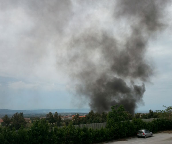Lamezia: Fumi da Scordovillo, nuova segnalazione da parte degli studenti Itg