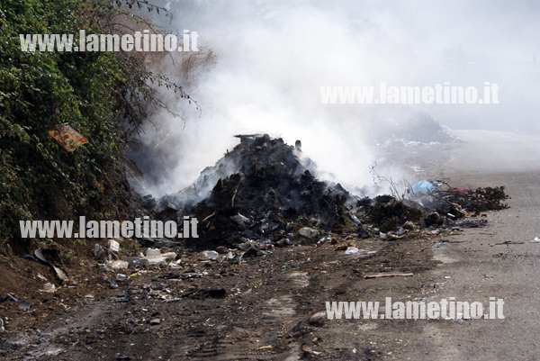 fumi-ingresso-scordovillo-10-luglio-2013-bis.jpg
