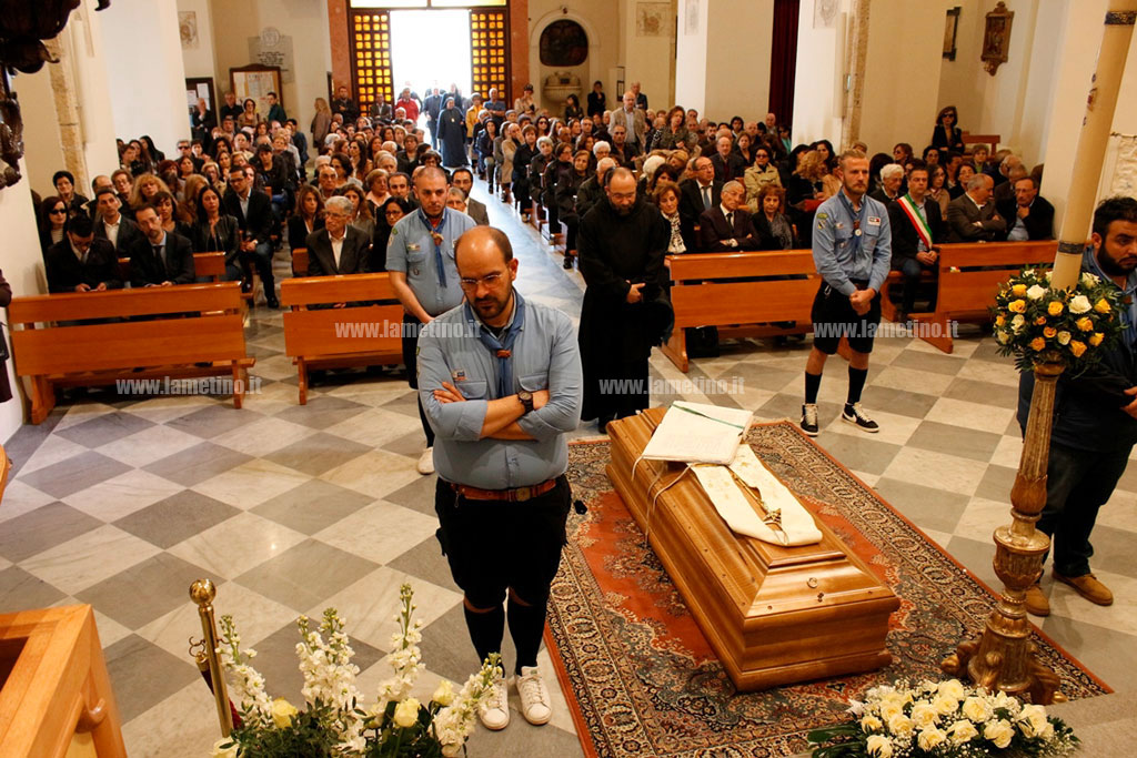 Lamezia, ultimo saluto a Don Natale Colafati