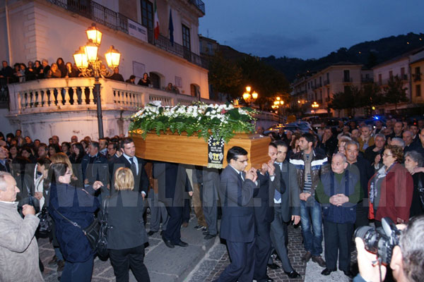 Lamezia, l'ultimo saluto ad Adele