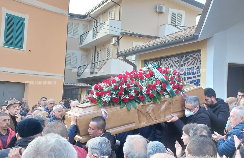funerali-puccio_5efa9.jpg