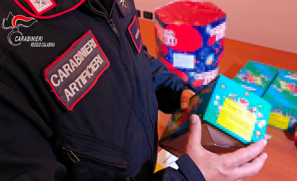 Sequestrati 6 chili di fuochi artigianali a San Ferdinando, denunciata una donna
