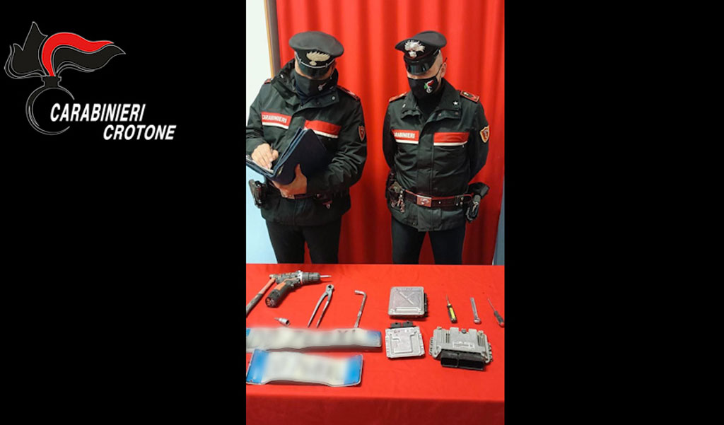 Sgominata banda ladri d'auto a Crotone, 3 arresti e 8 veicoli recuperati