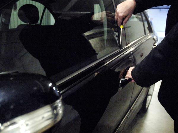Calabria: Nel 2012 rubate 4.295 auto, +26,25% rispetto 2011
