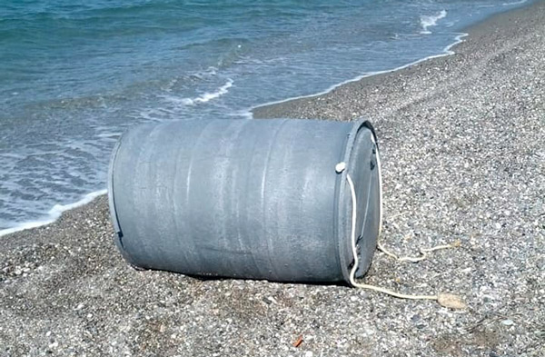 fusto-spiaggia-gizzeria06092018.jpg