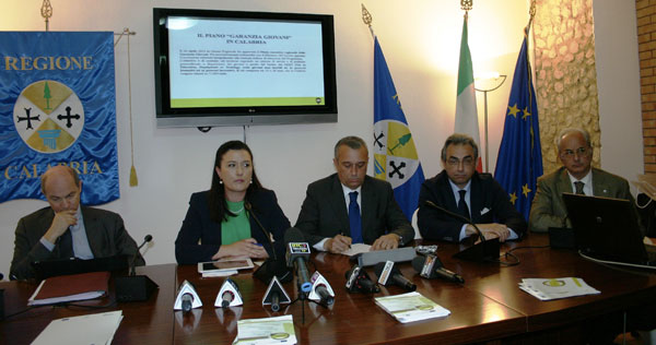 Presentato il piano “Garanzia giovani”. Alla Calabria assegnati 67 milioni di euro 