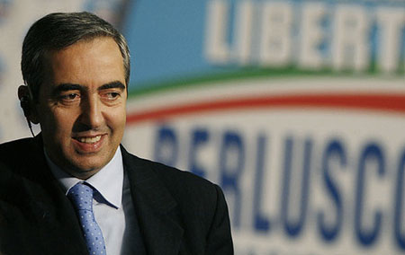 Gasparri a Lamezia: “Clima tensione e scioperi dovuti a supponenza Renzi”