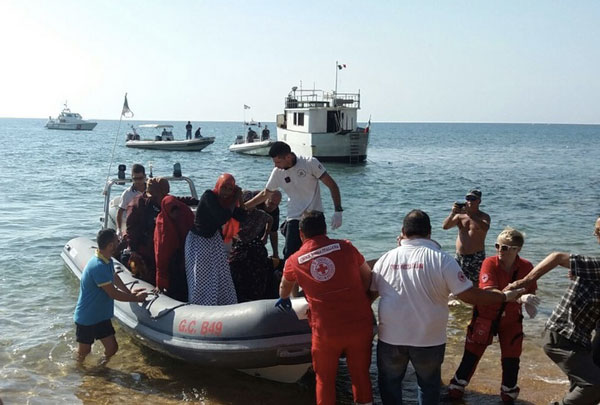Sbarco ad Isola Capo Rizzuto, fermati 3 scafisti