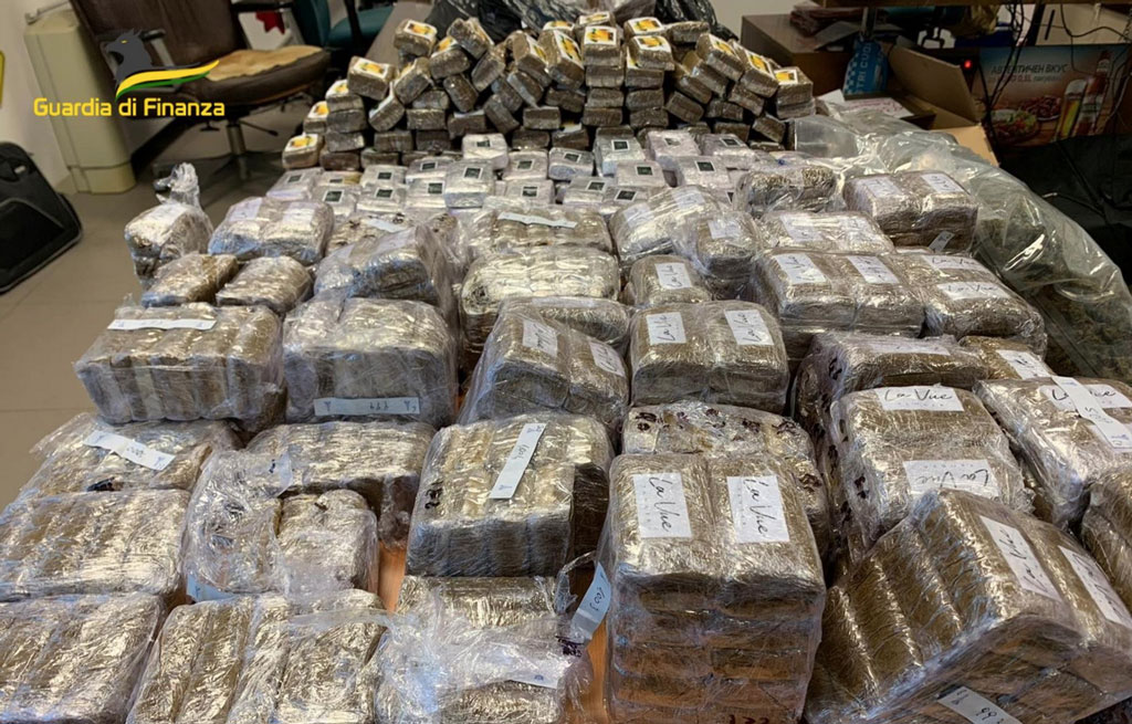 Dda Firenze, 7 arresti per associazione di trafficanti di droga: perquisizioni anche in Calabria