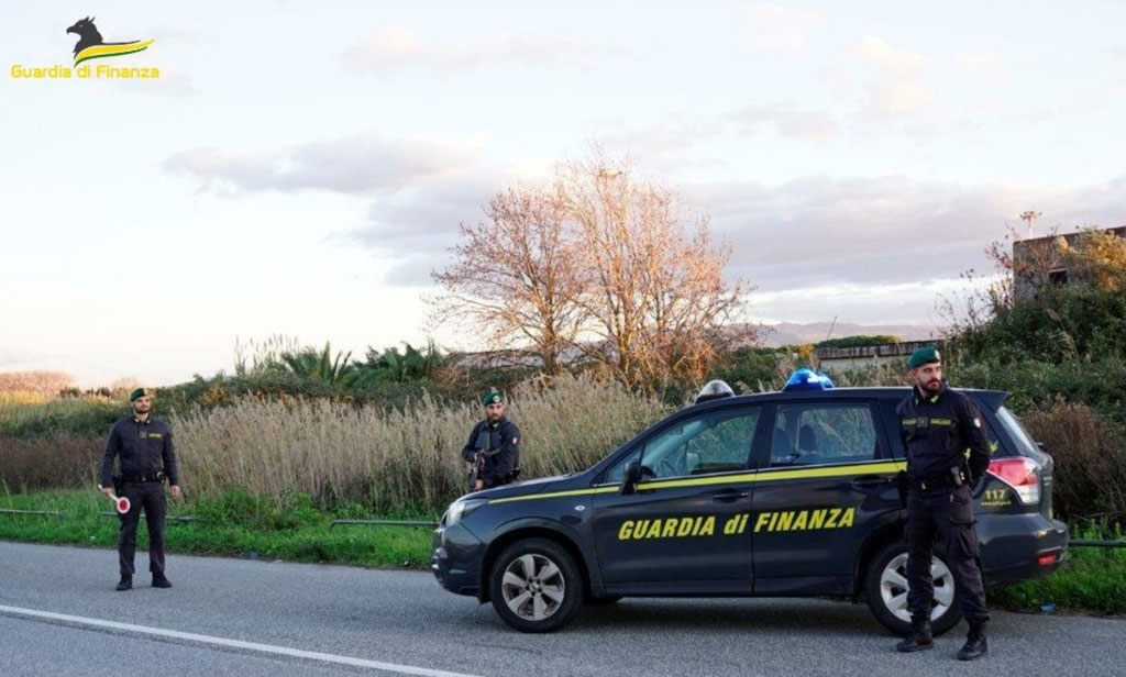 Lamezia, viaggiava sull'A2 con 26 kg di cocaina in auto: arrestato - Video