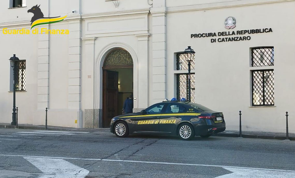Bancarotta fraudolenta, sequestrati oltre 145mila euro a imprenditore di Catanzaro