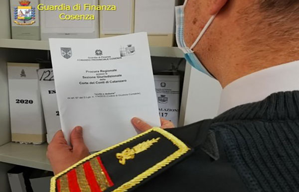 Indagini su gestione centri accoglienza migranti in Calabria: 5 milioni di danni erariali