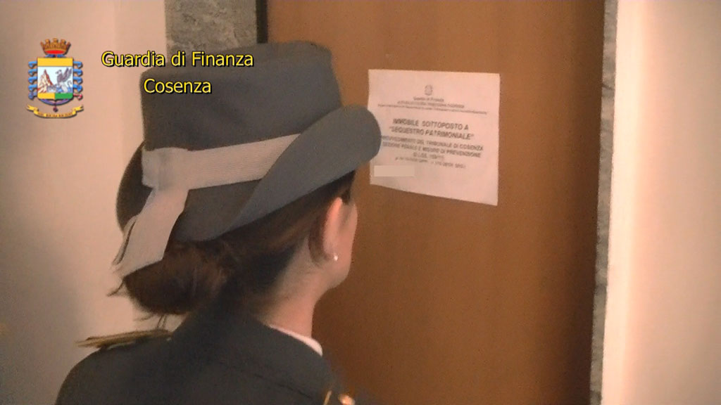 ‘Ndrangheta, sequestrati beni per 1 milione di euro a reggente cosca cosentina - VIDEO
