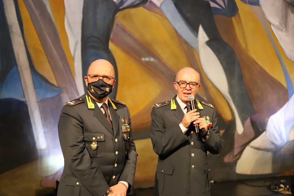Conclusa al teatro Politeama di Catanzaro la prima edizione de “Il Natale del finanziere”