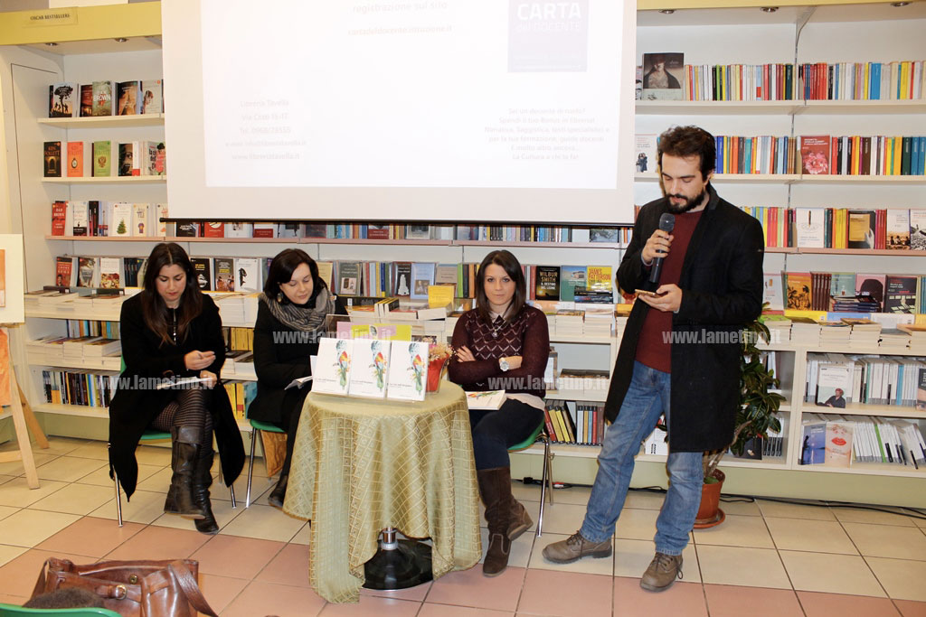 Lamezia: colori, luoghi e paesaggi nel romanzo "La casa sull'altopiano" di Giulia De Sensi presentato ufficialmente