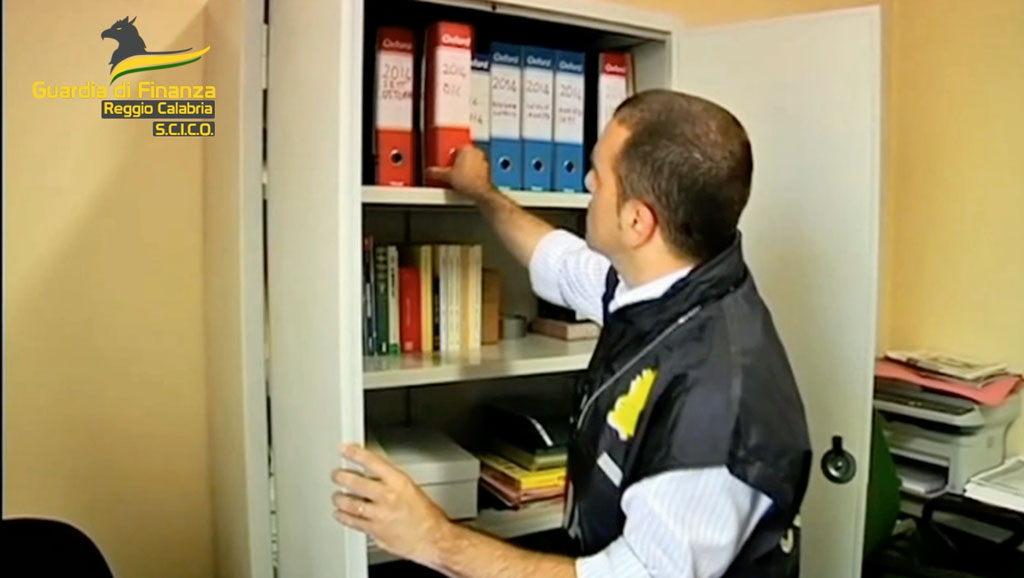 ‘Ndrangheta, giochi e scommesse online: confiscati beni per 400 milioni a imprenditore nel Reggino - Video