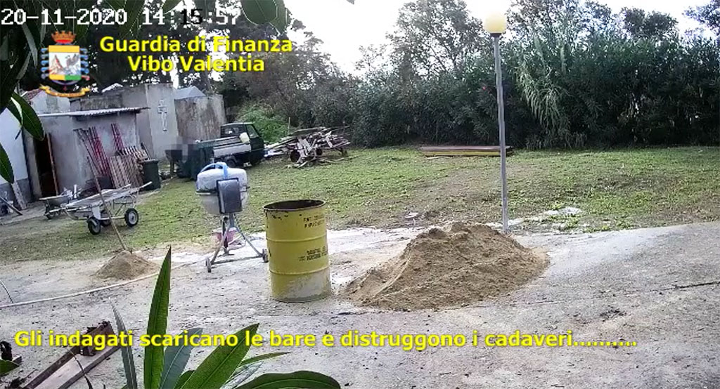 Svuotano loculi a Tropea, il Sindaco: "Mi sento devastato"