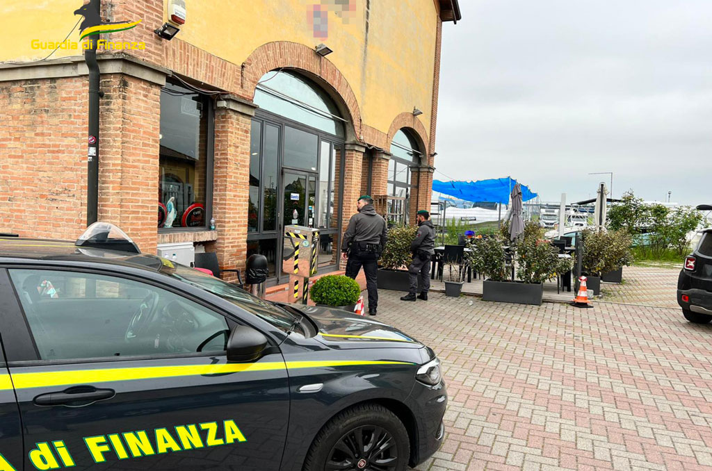 ‘Ndrangheta a Modena, Guardia di Finanza sequestra un ristorante 