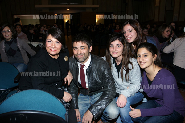 gerbera_gialla_liceo_campanella_lamezia_2011