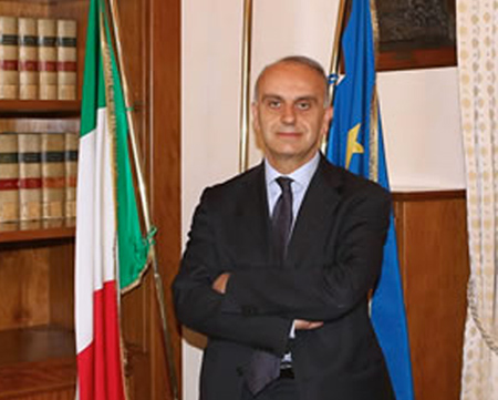 ‘Ndrangheta: Sottosegretario Bocci partecipa a vertice su arsenale armi e rischio attentato a Stato