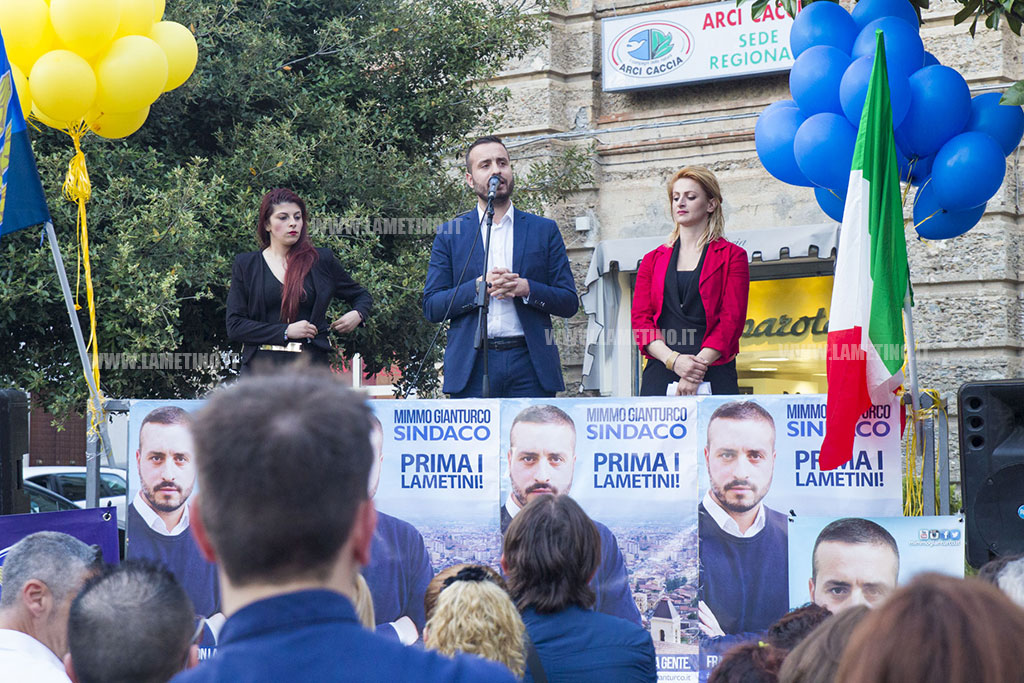 Gianturco, noi diciamo 'no' a corrotti e al malaffare