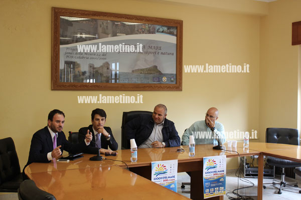 Calabria: Giochi del Mare 2013, prologo a Praia a Mare con l'apneista Arrigoni