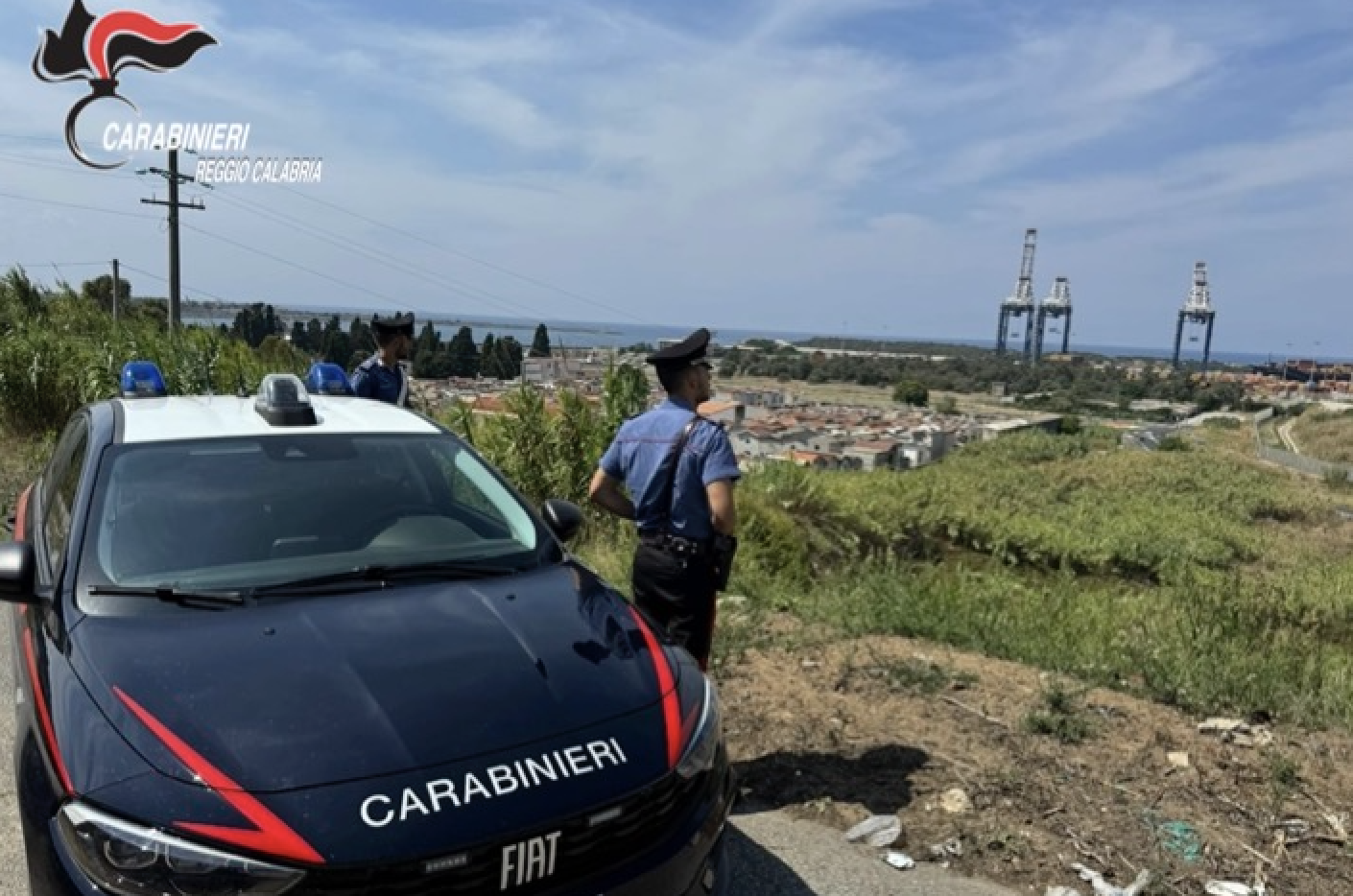 Operazione carabinieri Gioia Tauro contro abusi edilizi: al setaccio case con piscina, 9 denunce