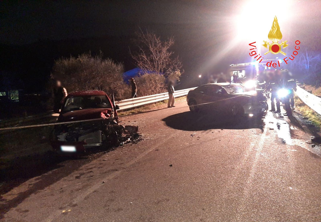 Scontro fra due auto tra Cortale e Girifalco: feriti