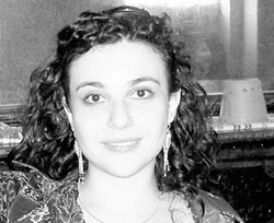 Lamezia: “La casa sull’altopiano”, il primo romanzo di Giulia De Sensi
