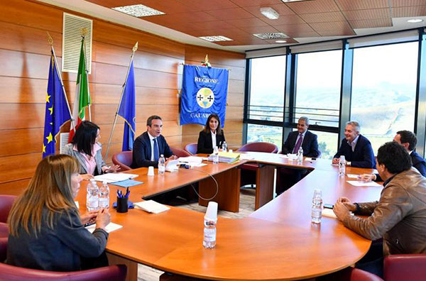 Viabilità, Regione stanzia risorse per collegamento fra Statale 18 e svincolo di San Mango D'Aquino