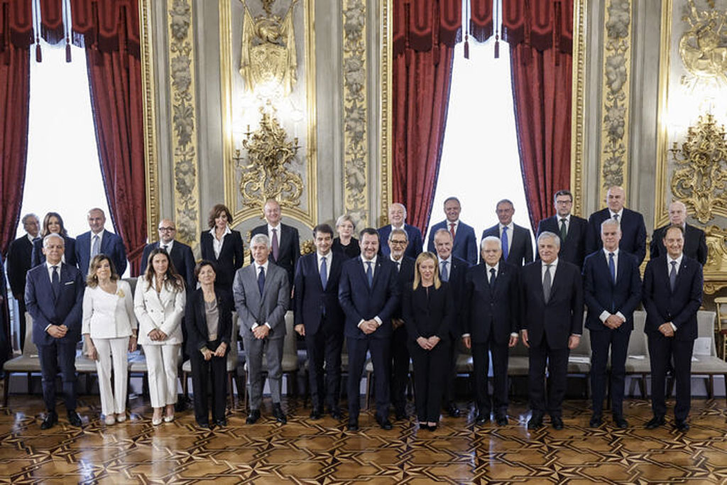 giuramento-governo-10-22_2f5f6.jpg