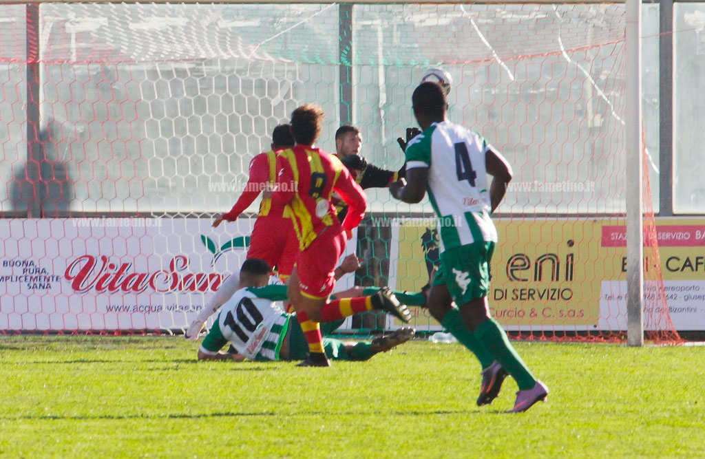 gol-vigor-vigor-sambiase-derby-101118.jpg