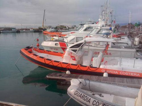 Calabria: Marittimo ha malore a bordo di mercantile, soccorso da guardia costiera a Roccella