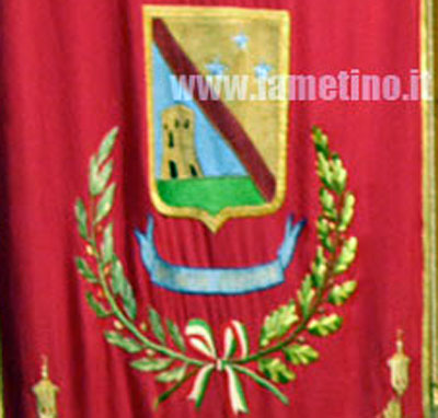 Lamezia: Amministrazione commissiona 25 gagliardetti per visite istituzionali