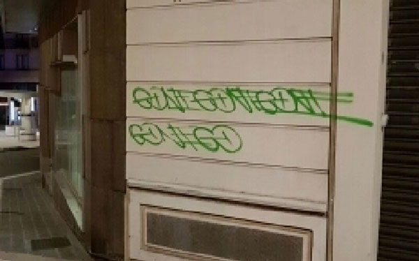 Graffiti a Catanzaro, carabinieri fermano due writers  