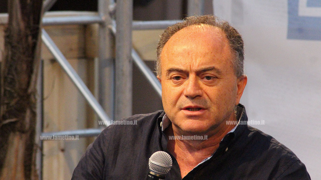 gratteri-4_02fe7_86bb3_8d4a3.jpg