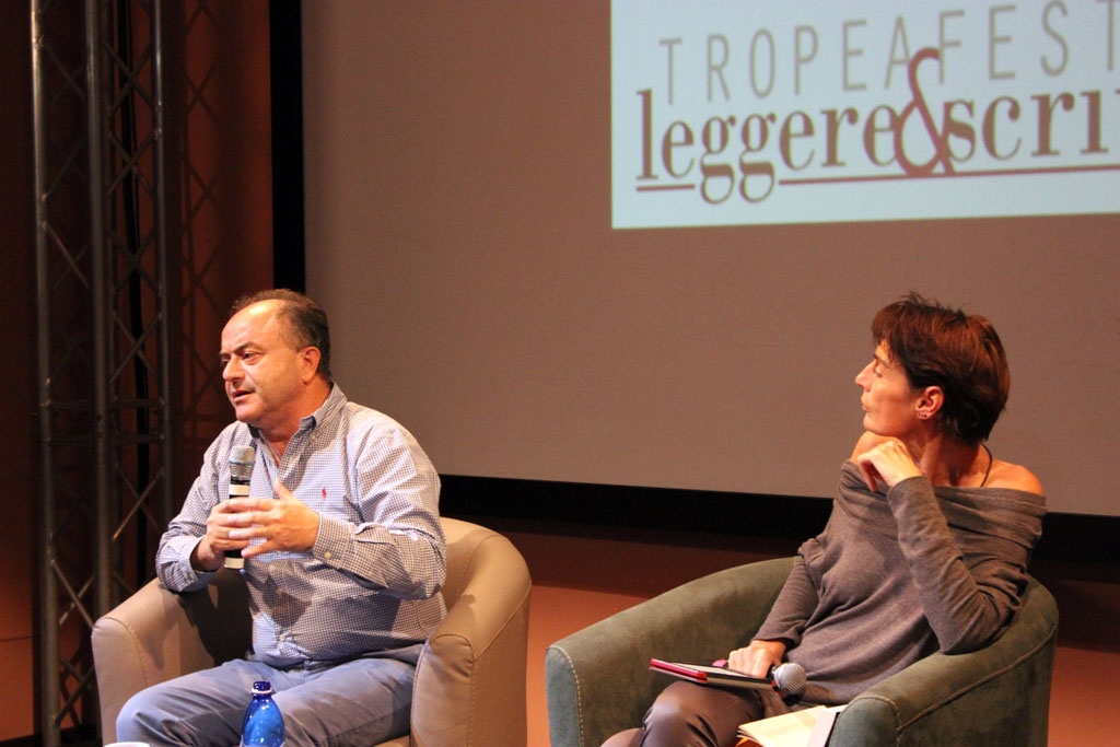 Gratteri al Tropea Festival presenta "Oro Bianco", libro su traffici cocaina