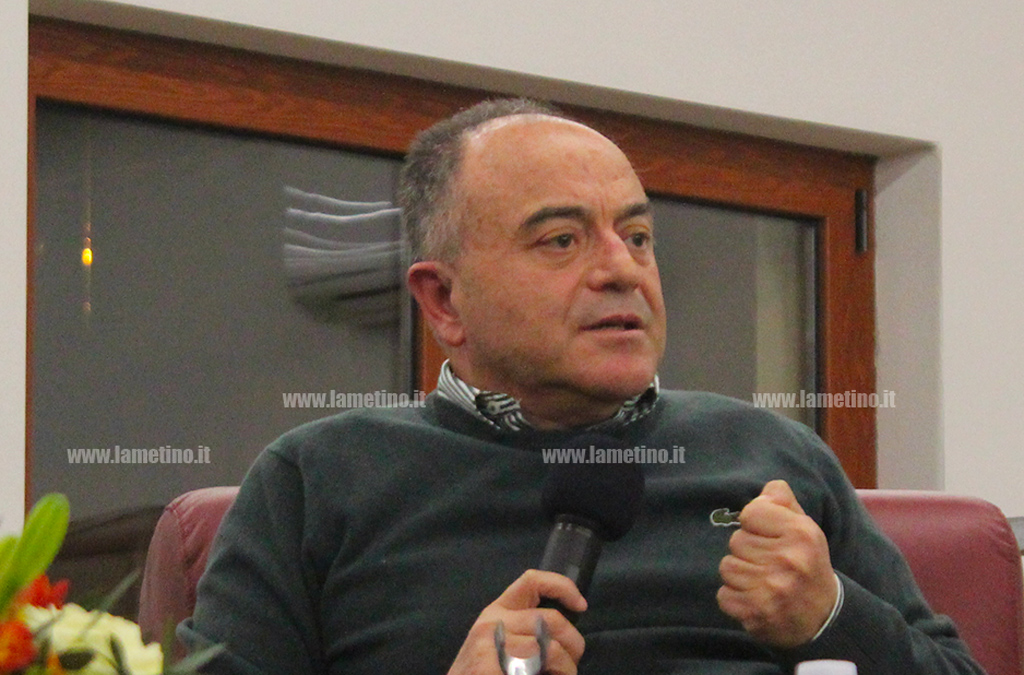 gratteri_988ff_7d677.jpg