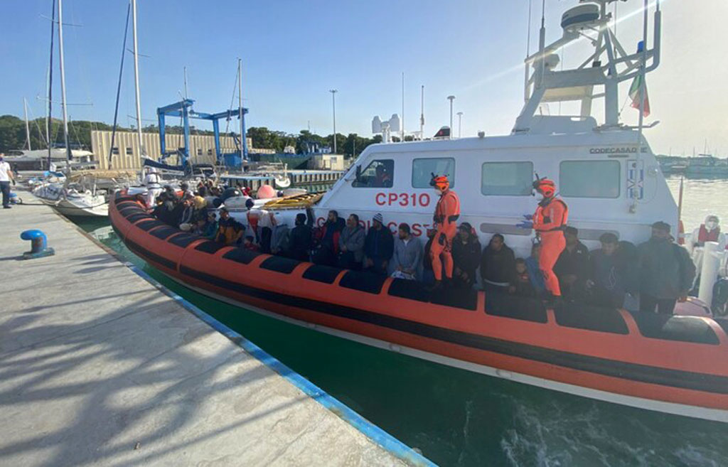 Nuovo sbarco di migranti a Roccella: arrivati in 66 