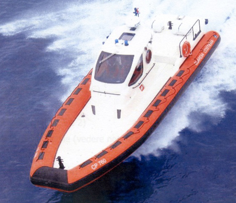 Calabria: Capitaneria Crotone effettua due soccorsi in mare