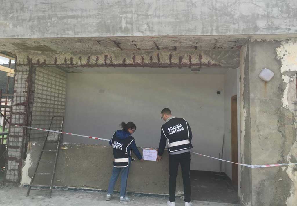 Sequestrati 2 immobili a Vibo Marina, denunciati i committenti dei lavori 