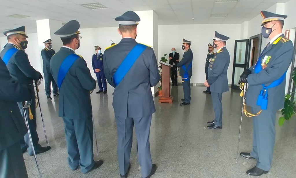 guardia-di-finanza_694f2.jpg