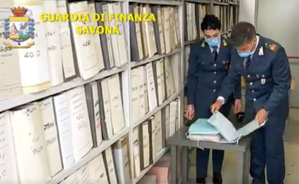 Fatture per operazioni inesistenti nel Savonese, sequestri e indagini anche in Calabria