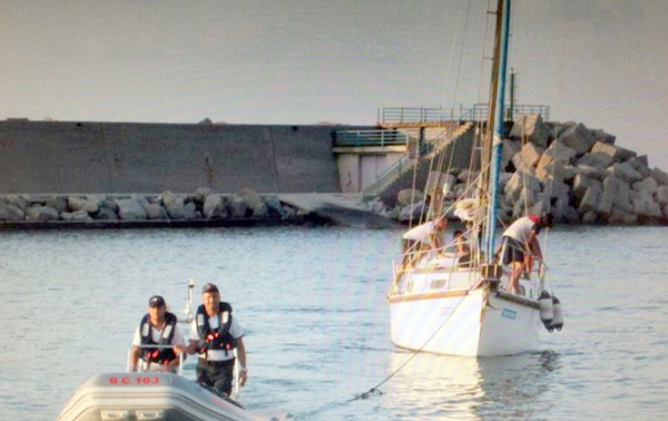 Calabria: Guardia Costiera soccorre barca a vela a Tropea