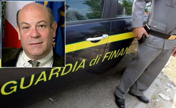 Commercializzavano falso olio biologico, arrestati ex consigliere regionale La Rupa e il figlio 