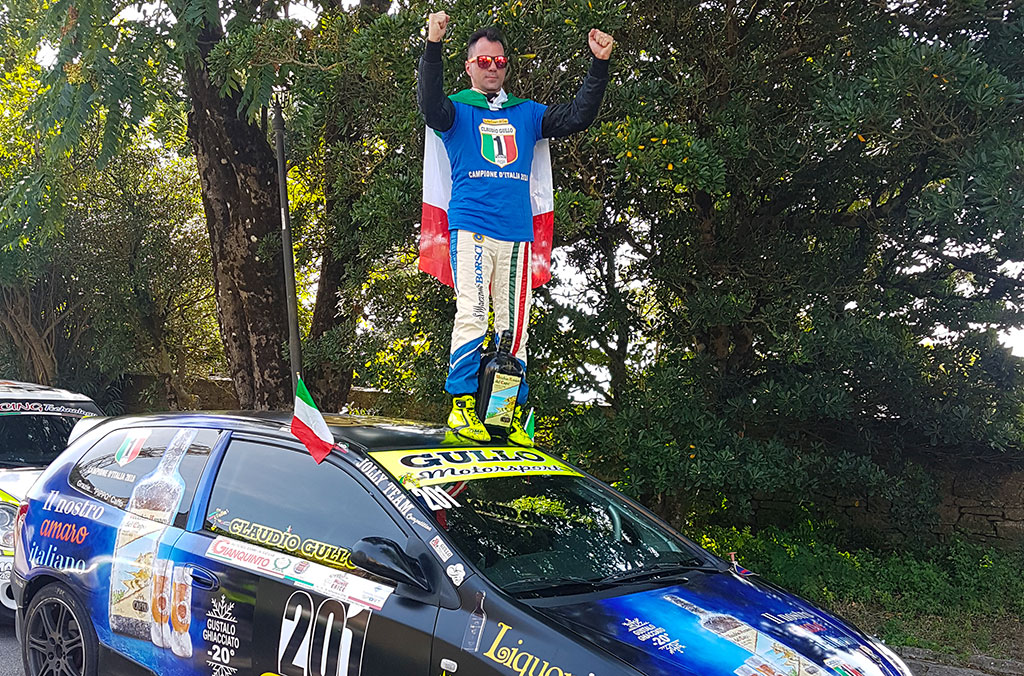 Il pilota lametino Gullo festeggia il titolo italiano ad Angoli di Serrastretta