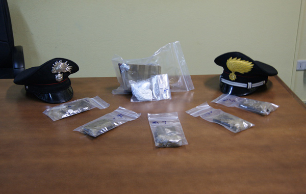 Sequestrate 1000 dosi di hashish a Scalea, 2 arresti