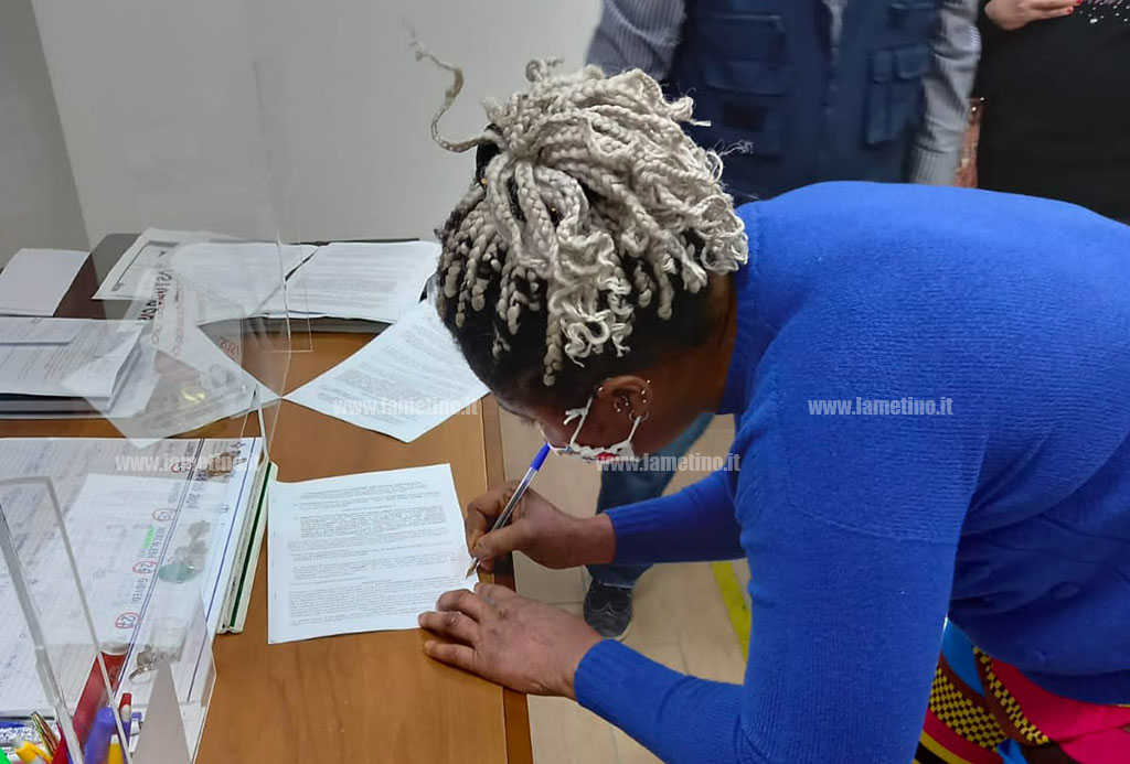 Lamezia, Hellen ha trovato una casa: dall'iniziale diffidenza razziale al sogno realizzato
