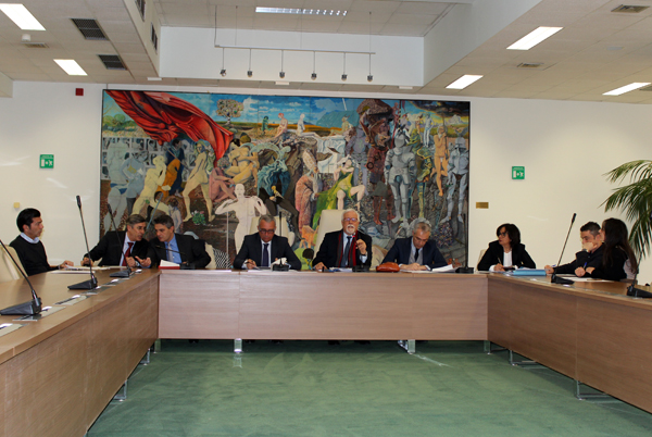 I lavori della Commissione 'Affari istituzionali, Riforme e Decentramento' 